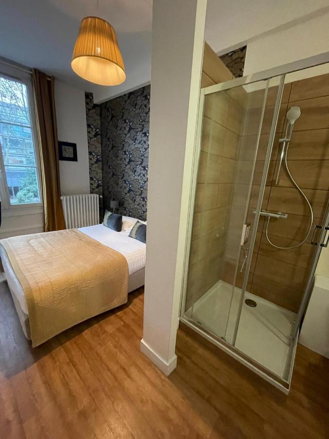 Hotel Val De Loire Тур Екстер'єр фото
