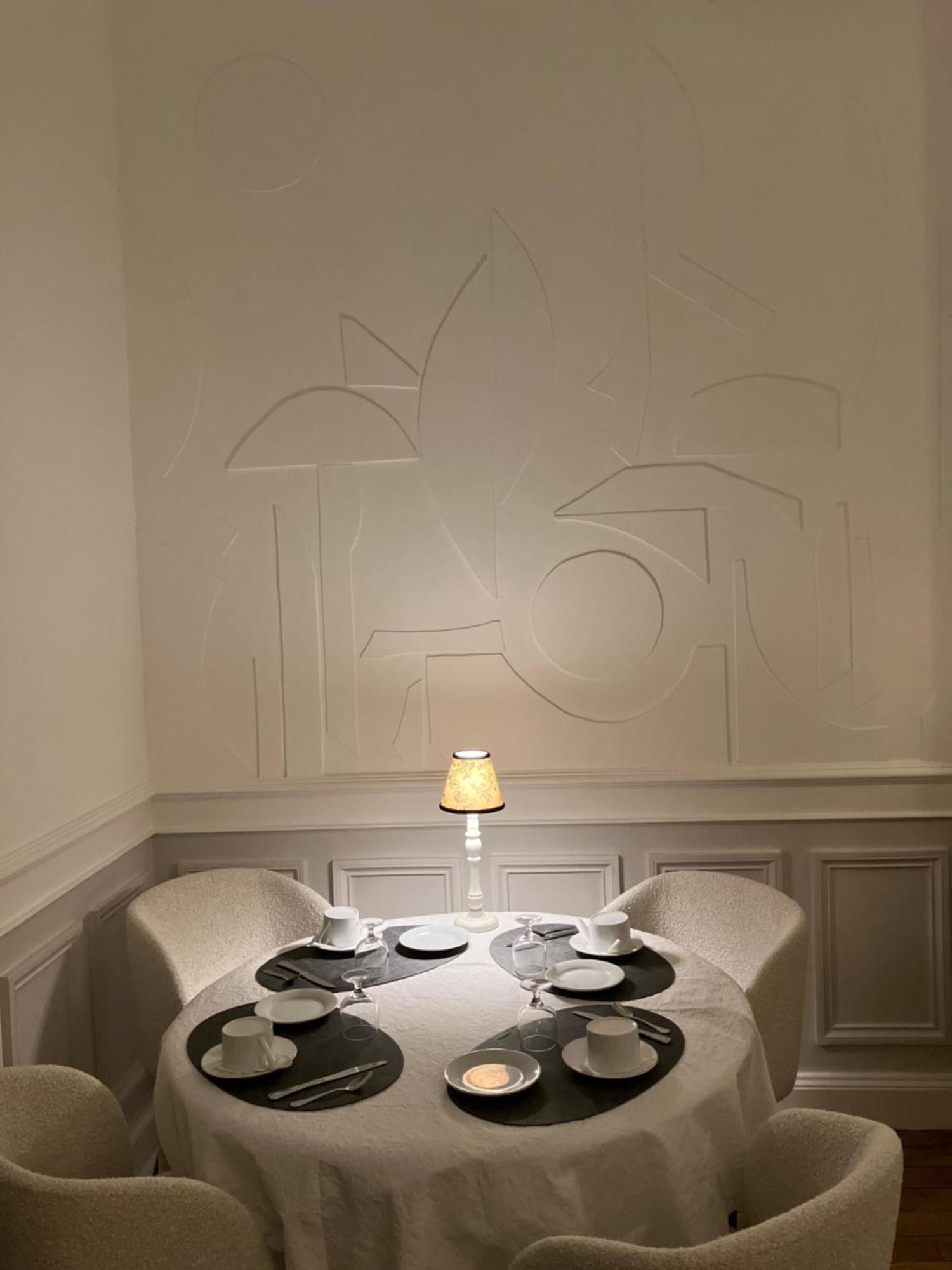 Hotel Val De Loire Тур Екстер'єр фото